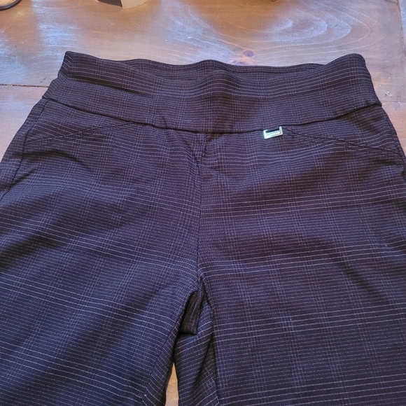 Anne Klein Black Plaid Striped Pants 4 - Picture 6 of 9